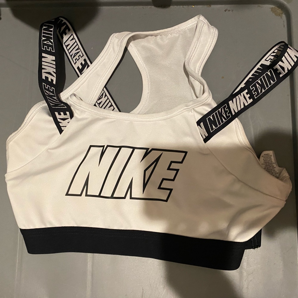 Nike sports bra